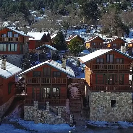 Ermis Katafigio בקתה אנו טריקאלה