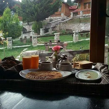 καταφύγιο ερμής Ano Trikala